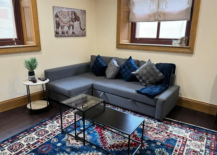 2-Bed Cottage Sleeps 4 10 Mins To Glasgow Centre